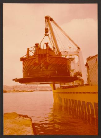 Hoisting of Single Buoy Mooring onto heavylift Ship carrier "Happy Rider" at Malta Drydocks