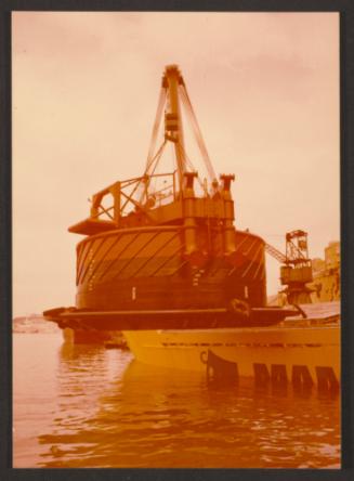 Lifting of SBM on Heavylift Ship Carrier at Malta Drydocks