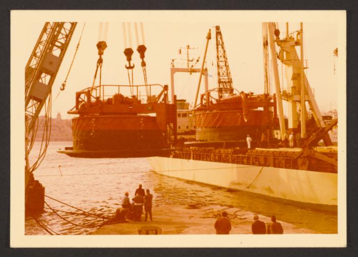 Load-out of SBM buoys on heavyLift vessel at Malta Drydocks