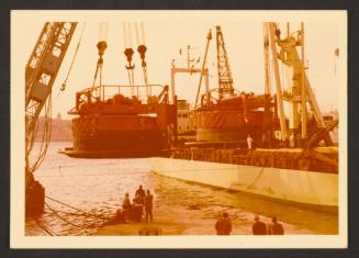 Load-out of SBM buoys on heavyLift vessel at Malta Drydocks
