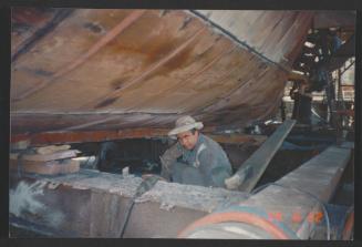 Manoel Island Yacht Yard (Malta) - Working is heavy and in confined spaces