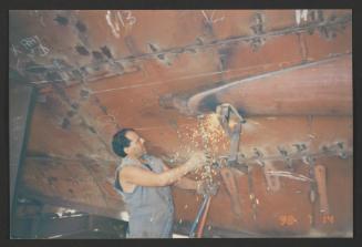 Manoel Island Yacht Yard (Malta) - Working is heavy and in confined spaces