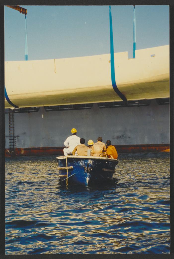 Yacht "Atlantide" at Manoel Island Yacht Yard (Malta) -  lifting operation.