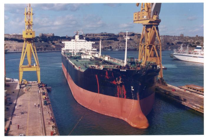 Ship conversion of M.T. Northia to FPSO Ikdam