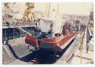 Malta Shiprepair Yard - Dredger "Ham 350" Dock No 3 repairs