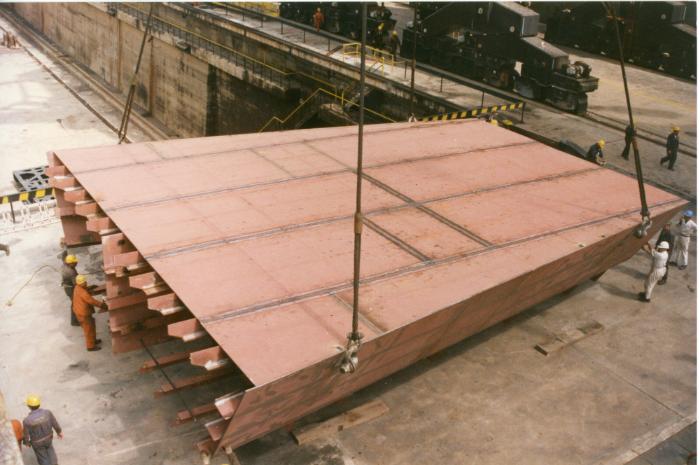 Malta Drydocks photo during the Conversion of m/t "Northia" to FPSO "IKDAM"