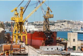 Malta Drydocks photo during the Conversion of m/t "Northia" to FPSO "IKDAM"