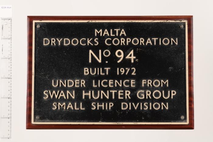 Shipbuilders Plaque "Hull 94" - Swan Hunter Group