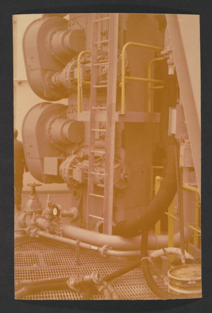 Malta Drydocks representatives visit (location not known) to an unidentified Jack-Up Oil-Rig