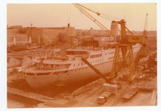 Malta Drydocks refitting of "VISTAFJORD" at No 5 Dock - General View