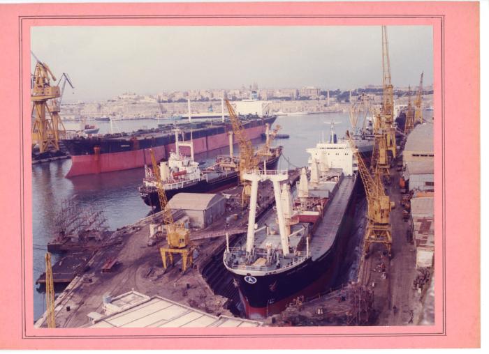 Malta Drydocks ship "GOLDEN CHALLENGER" repairs  in No 2 Dock