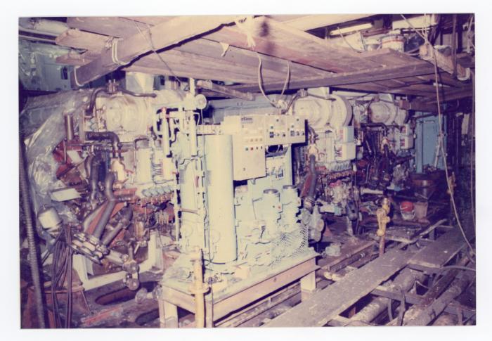 Malta Drydocks - unidentified ship (possibly "CUNARD PRINCESS") engine room work