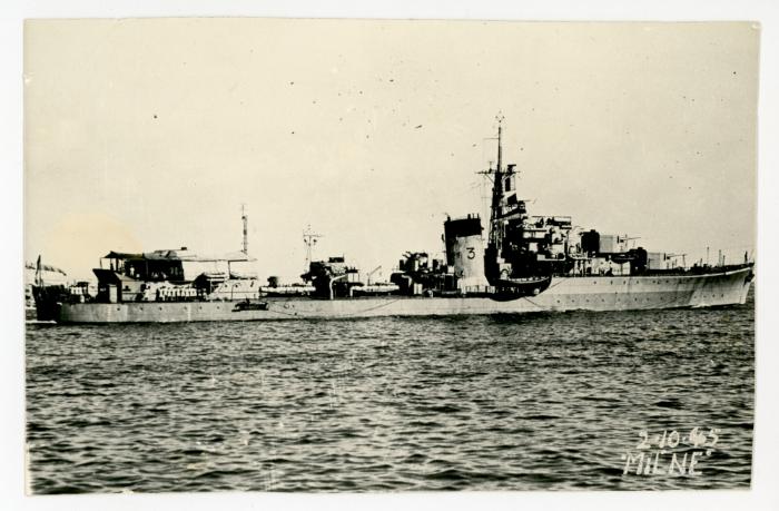 British Destroyer "HMS MILNE" (1941)