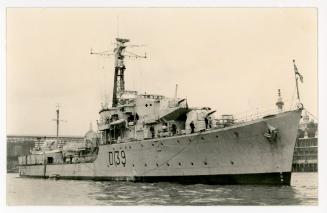 British Destroyer "HMS OBDURATE" (D139) (1942)