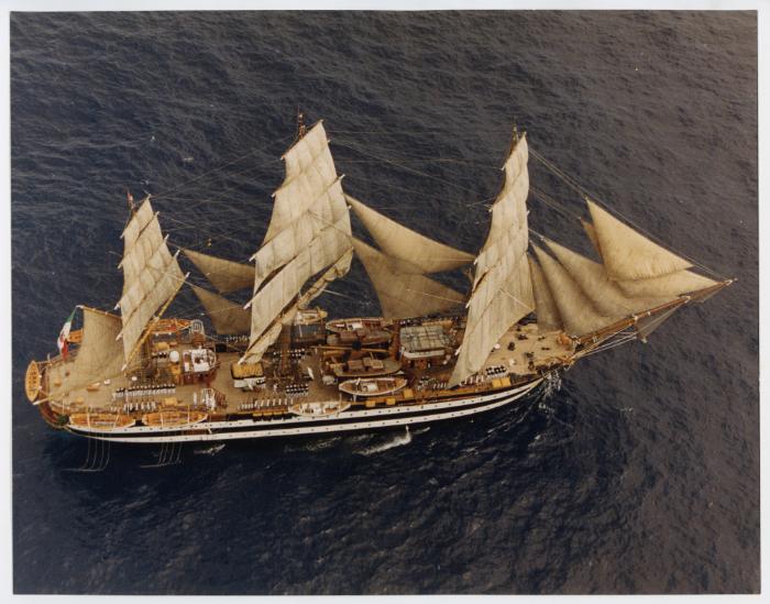 Italian trainingship "AMERIGO VESPUCCI" (1930)