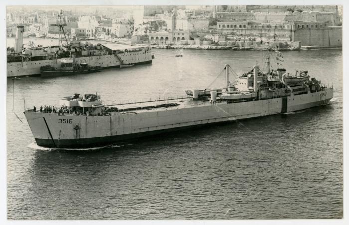 British LST-3001 class "STRIKER" (1945)