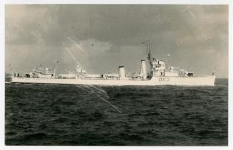 British Destroyer of the "Mod.W" class "VERITY" (D63) (1919)