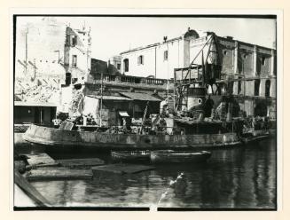 British yard tugboat (Victualling Dept.) "C-350" (WW2)