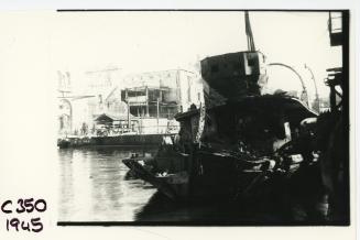 British yard tugboat (Victualling Dept.) "C-350" (WW2)