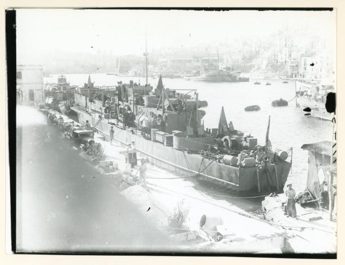 British landing craft, Infantry (large), "LCI(L)" (WW2)