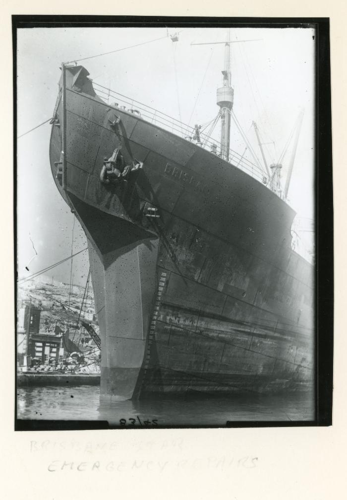 British cargoship, Blue Star Line, "BRISBANE STAR" (1936) docked in Parlatorio Wharf