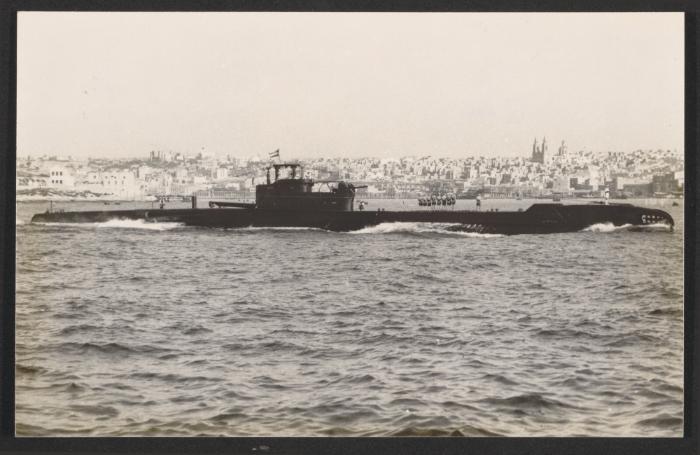 British T-class submarine HMS Talent (P337), formerly HMS Tasman, at Marsamxett Harbour, Malta (erroneously identified as another T-class submarine HMS Talent P322 which was transferred to the Royal Netherlands Navy and renamed HNLMS Zwaardvisch in 1943)