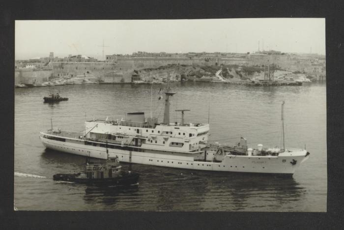 Surface vessel "Planet"