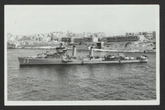 American Gleaves-class destroyer USS Macomb (DD-458 / DMS-23)