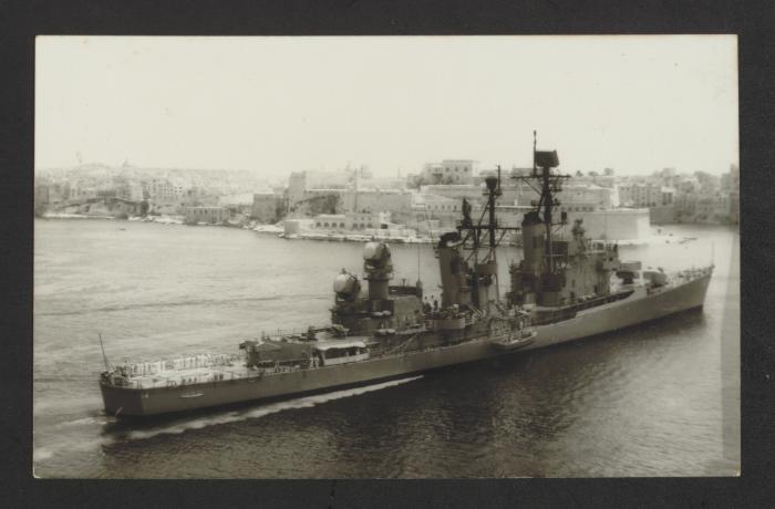 American Farragut-class guided missile destroyer USS Dewey (DLG-14/DDG-45)