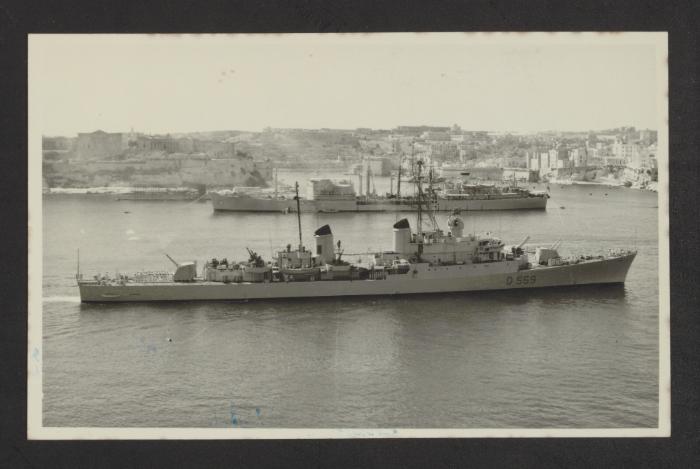 Italian Impetuoso-class destroyer Indomito (D 559)
