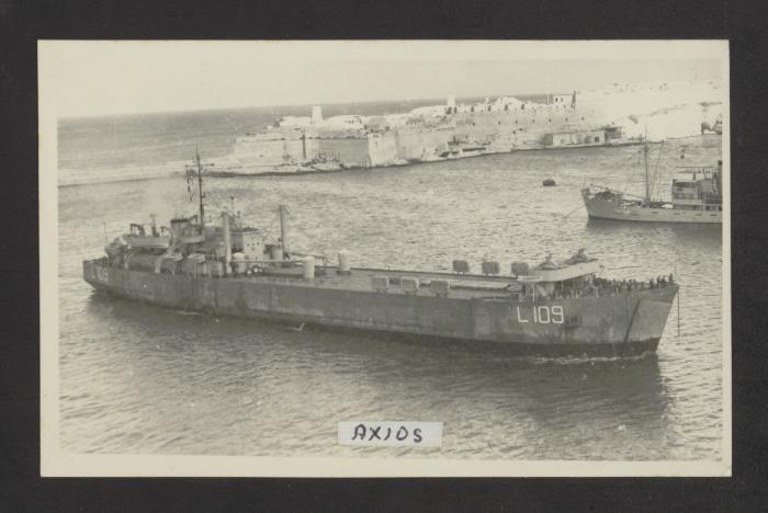 Greek surface warship Axios (L109)