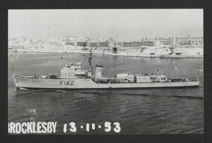 British Type II Hunt-class destroyer HMS Brocklesby (F142 / F144)