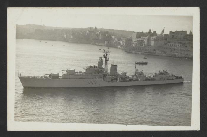 HMS Dunkirk (D09)
