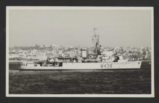 HMS Maenad (M435)