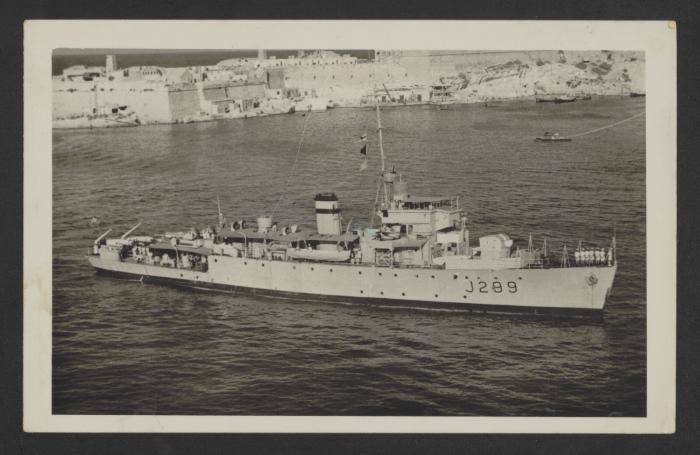 Algerine-class minesweeper HMS Rifleman