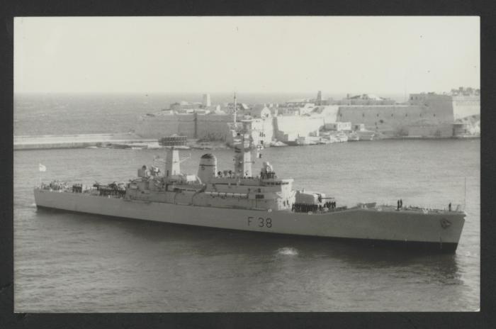 Arethusa (F38)