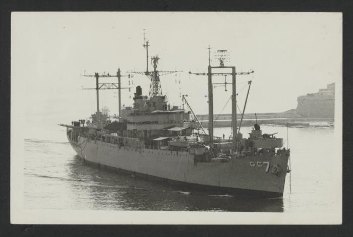 USS Mount McKinley (AGC-7/LCC-7); Nave Comando per Forze Anfibie 1943-