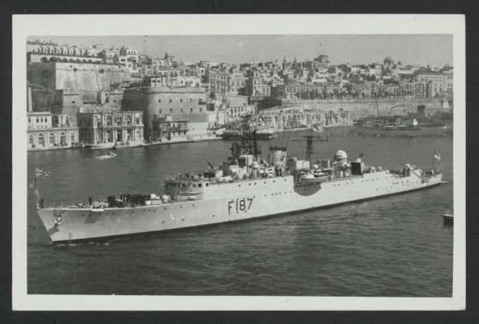 HMS Whirlwind (R87); Inglese; Fregata; dal 1943