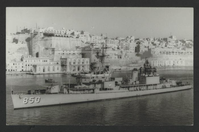 USS Joseph P. Kennedy Jr. (DD-850)