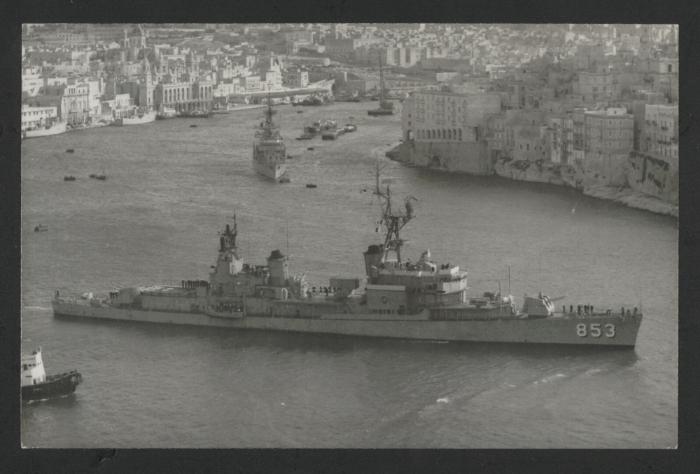 USS Charles H. Roan (DD-853)