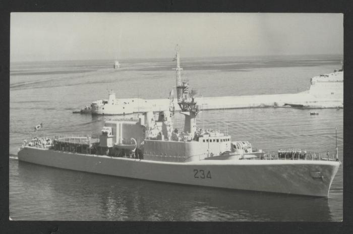 HMCS Assiniboine (DDH 234)