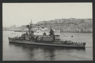 USS Forrest Royal (DD-872)