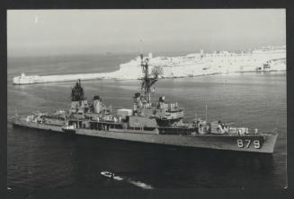 USS Leary (DD-879)