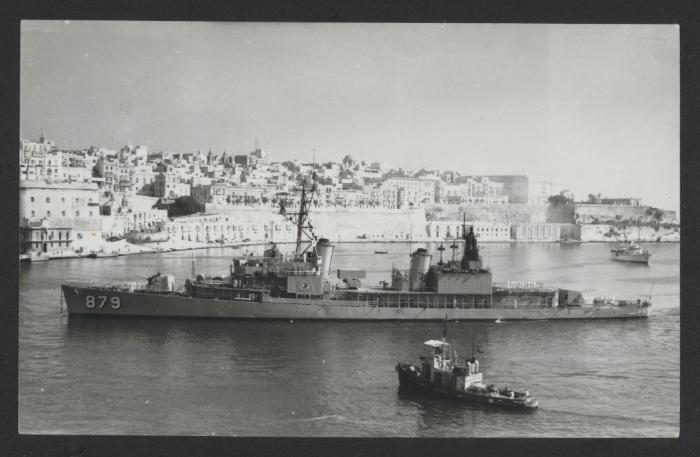 USS Leary (DD-879)