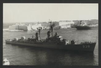 USS Jonas Ingram (DD-938)