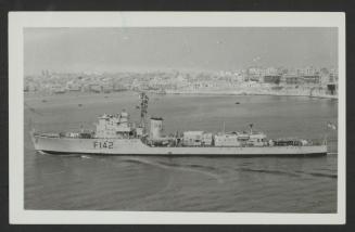 British Type II Hunt-class destroyer HMS Brocklesby (F142 / F144)