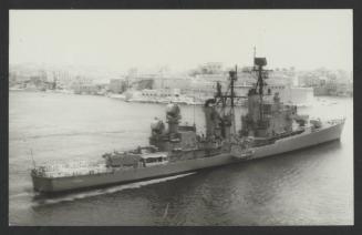 American Farragut-class guided missile destroyer USS Dewey (DLG-14/DDG-45)