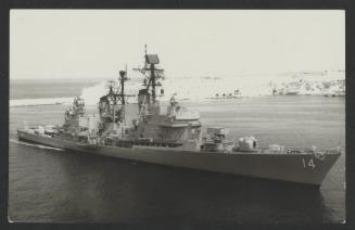 American Farragut-class guided missile destroyer USS Dewey (DLG-14/DDG-45)