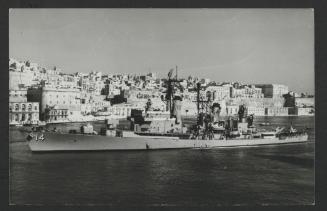 American Farragut-class guided missile destroyer USS Dewey (DLG-14/DDG-45)