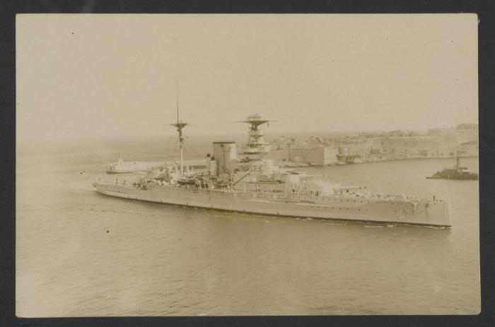 (Queen Elizabeth-class?) battleship, entering Grand Harbour, Malta
